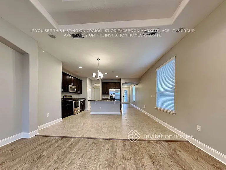 832 Glendale Ln — Photo 6