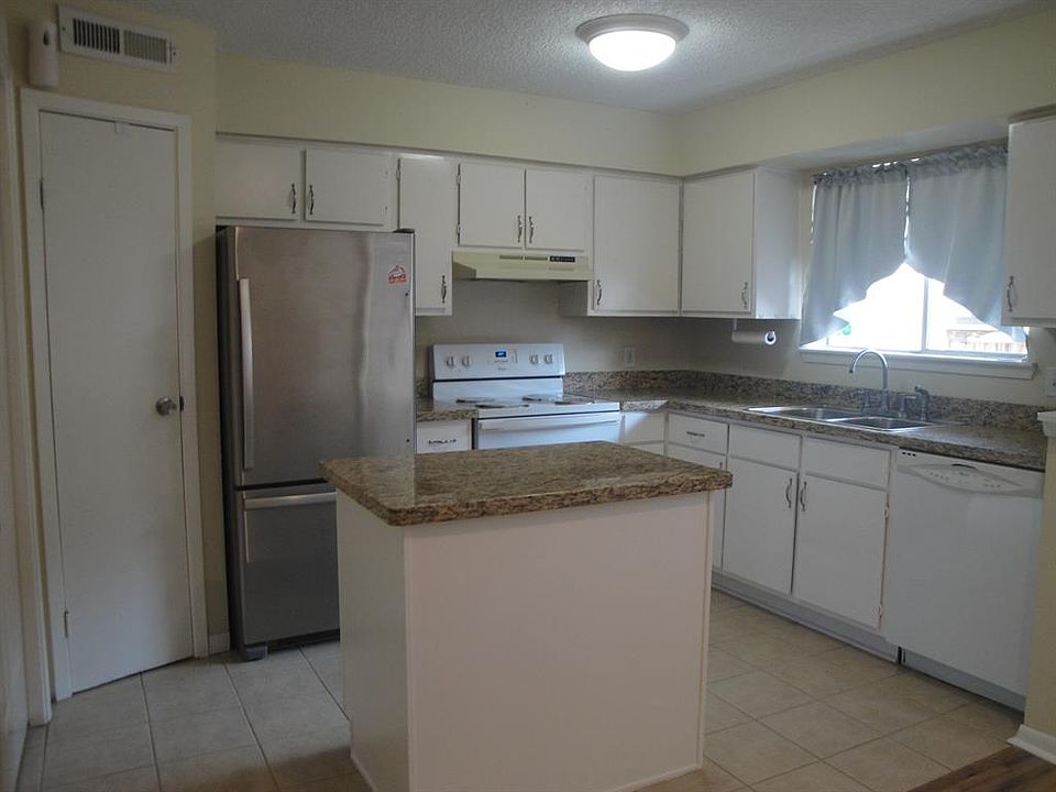 1st image of 1900 Bay Area Blvd APT B114