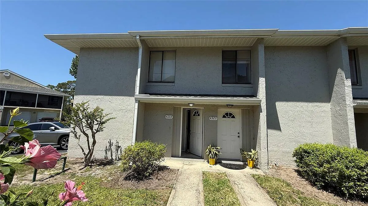 2 bed, 2.0 bath, 963 sqft, $1,450 — Photo 4