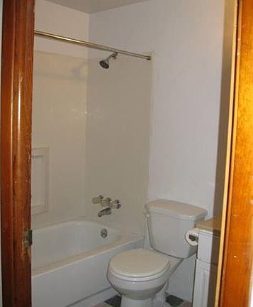 5th image of 23851 David Dr Unit 103