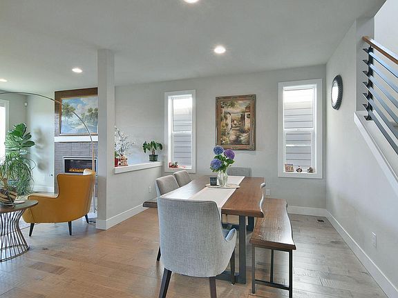 5th image of 15259 127th Pl NE