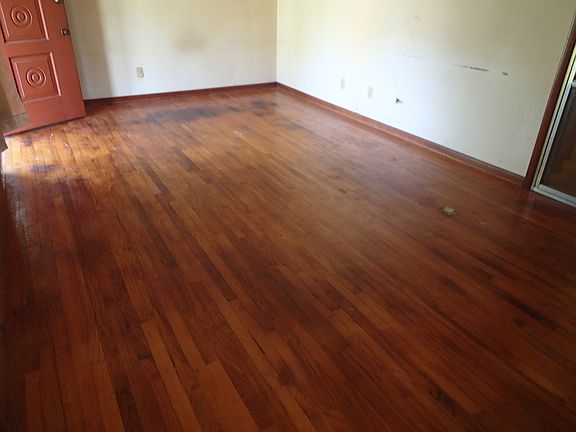 4th image of 7311 Riverwood Dr E