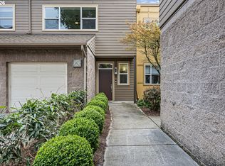 327 Rustic Pl APT 35, Eugene, OR 97401