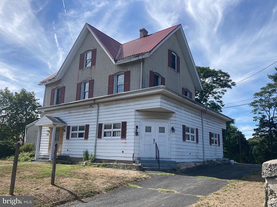 2nd image of 452 Greenwood Ave