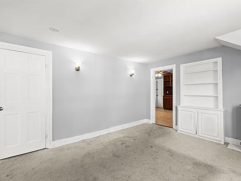 49 Parker St #2 — Photo 5