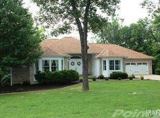 266 Fawn Ridge Ln, Hillsboro, MO 63050