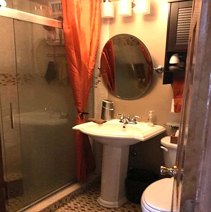 5th image of 54 Saint Johns Pl APT 1A