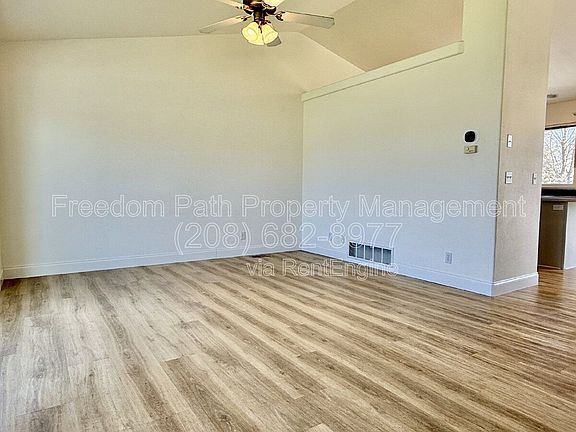 3rd image of 8061 N Ainsworth Dr