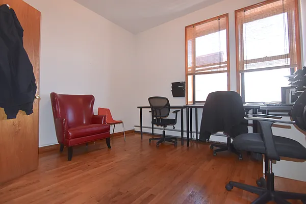 Rented by Triplemint | media 11