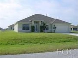 202 NW 13th Ter, Cape Coral, FL 33993