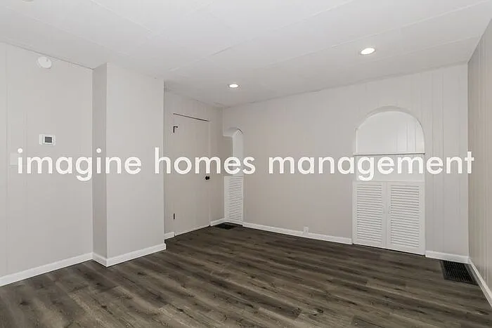 2 bed, 1.5 bath, 2087 sqft, $2,150 — Photo 4