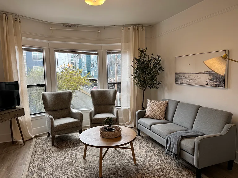 1014 E Terrace St #C — Photo 2