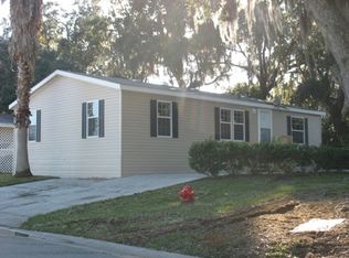 3152 Bending Oak Dr, Plant City, FL 33563