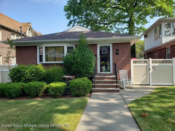 95 Ravenhurst Ave, Staten Island, NY 10310