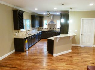 1110 Aurora St, Houston, TX 77009