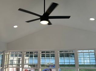 635 Wilby Rd, Sicklerville, NJ 08081