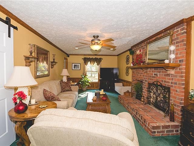 1st image of 7640 Dowdy Dr