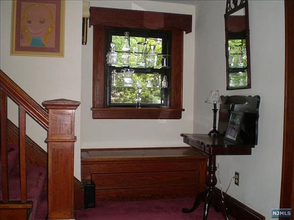 5th image of 908 Woodland Ave