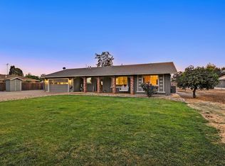 10505 Garcia Ln, Gilroy, CA 95020