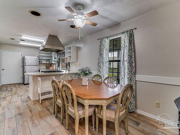 5th image of 8346 Beal St