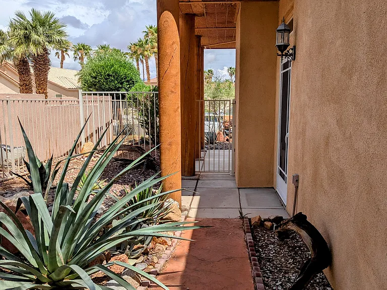 920 Vista Del Sol Ct — Photo 43