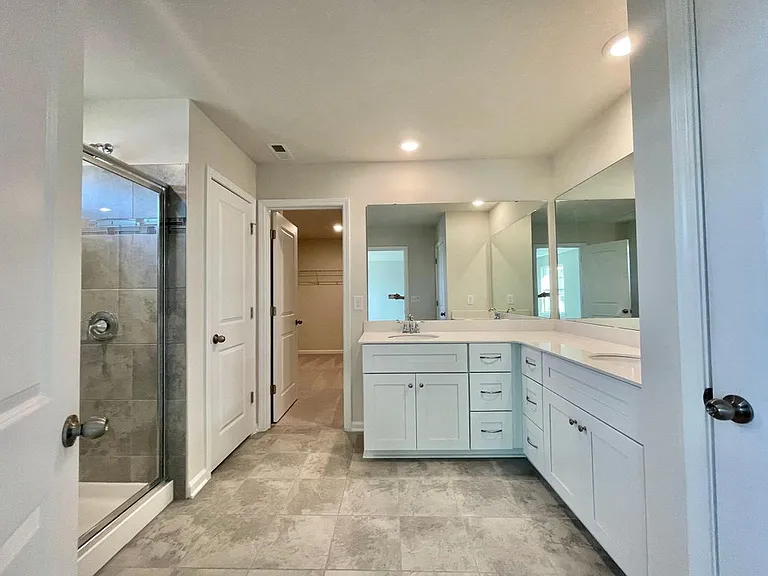 13622 Pontchatrain Ave — Photo 16