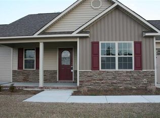 260 Rowland Drive, Richlands, NC 28574