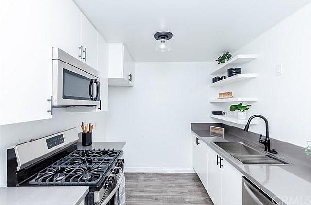 1st image of 1650 S Campus Ave APT 88