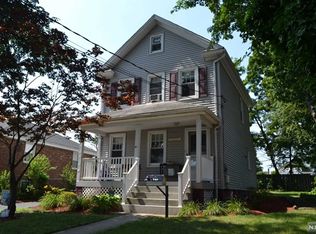 41 Davis Ave, Hackensack, NJ 07601