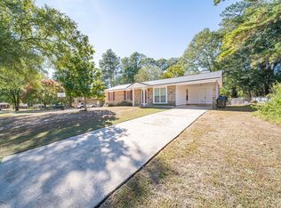 6251 Rockefeller Dr, Columbus, GA 31909