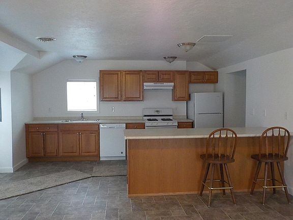 4th image of 51 Clay St #1 & 2