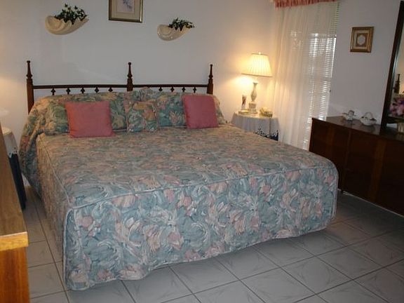 BR-Kingsize Bed