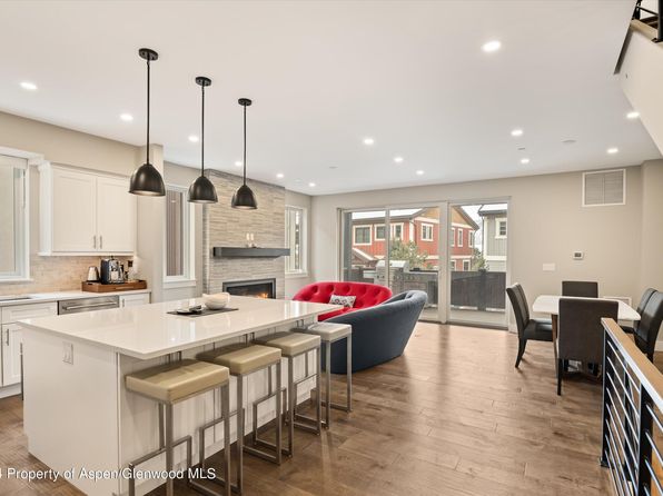 266 Overlook Rdg
