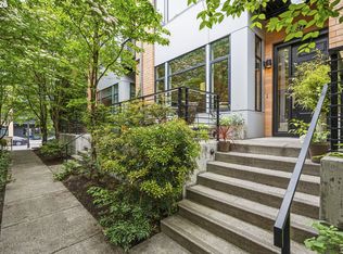 1672 NW Riverscape St, Portland, OR 97209