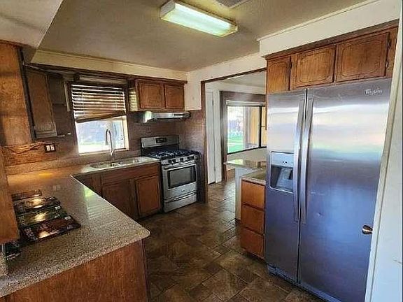 5th image of 115 S La Huerta Cir