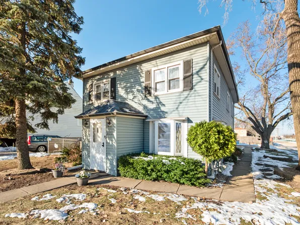 7000 W 74th St, Chicago, IL 60638