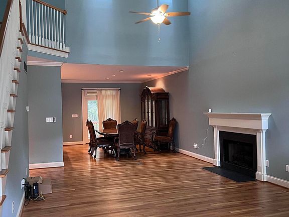 4th image of 1217 Trumpeter Row