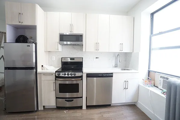 Rented by Gemstone Realty Partners | media 10