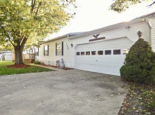 155 Chad Ct, Manteno, IL 60950