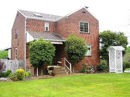 7048 Shannon Rd photo 1