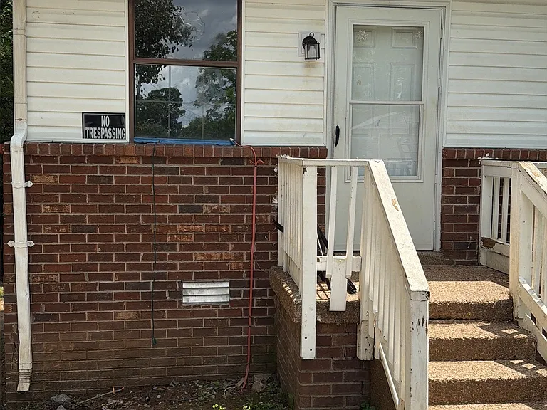 3351 White Pine Dr — Photo 1
