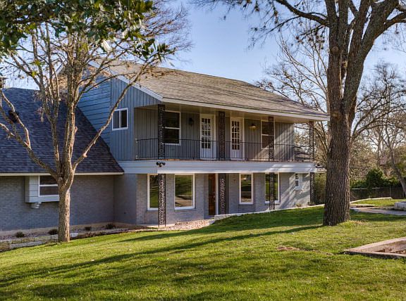 2nd image of 329 Valley Dr