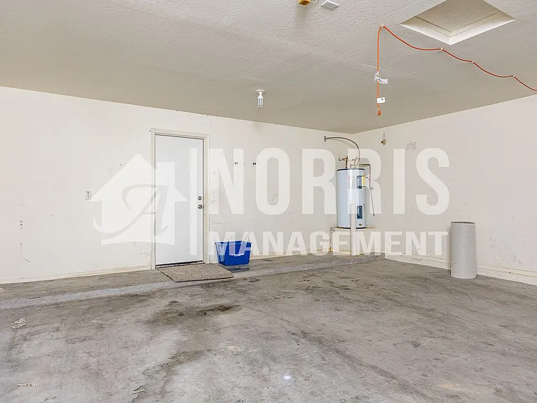 1632 E Cardinal Dr — Photo 38