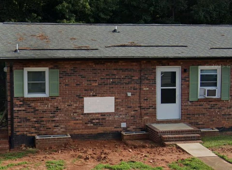 1st image of 1534 Catawba Ter #4
