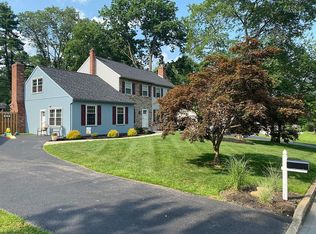 28 Gallant Fox Dr, Media, PA