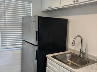 8910 N 3rd St #8, Phoenix, AZ 85020