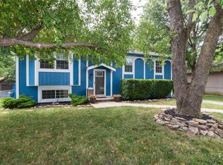 406 SE Lana St, Lees Summit, MO 64063