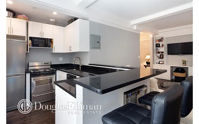 Sold by Douglas Elliman | media 10