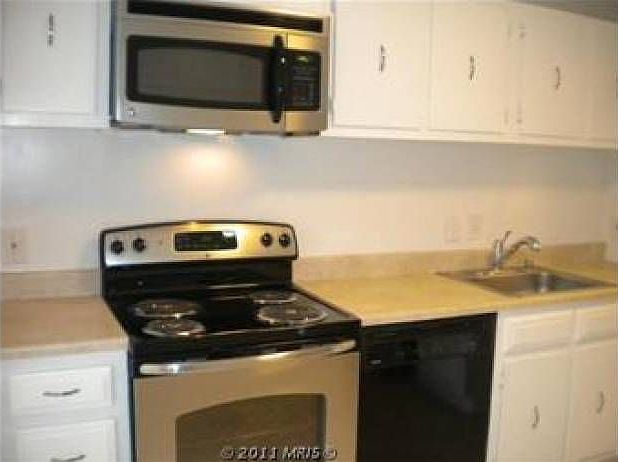 2nd image of 2300 Pimmit Dr APT 317