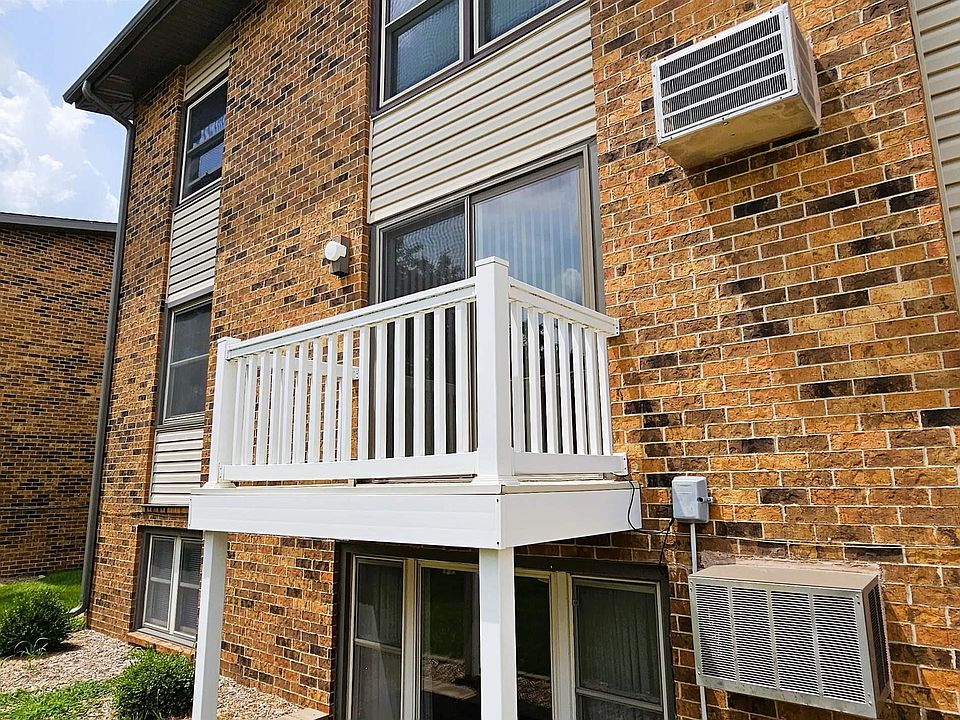 1st image of 506 Commercial St APT G